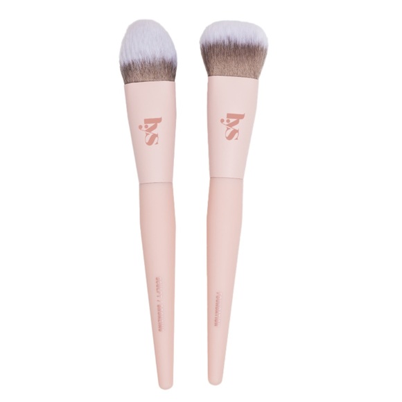 lys Makeup Lys Complexion Brush Duo Foundation Brush Sculpting